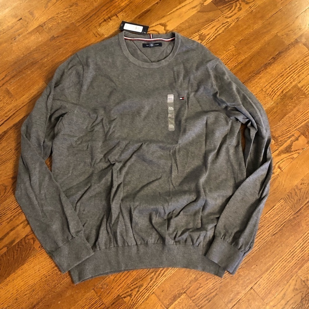 NEW Tommy Hilfiger sweater